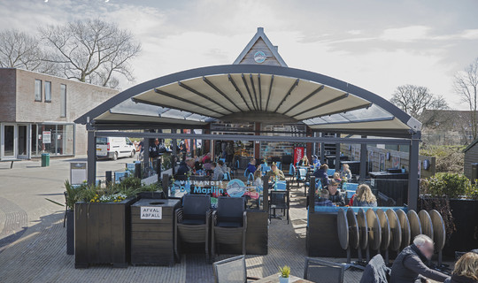 Vrijstaande horeca veranda terrasoverkapping 